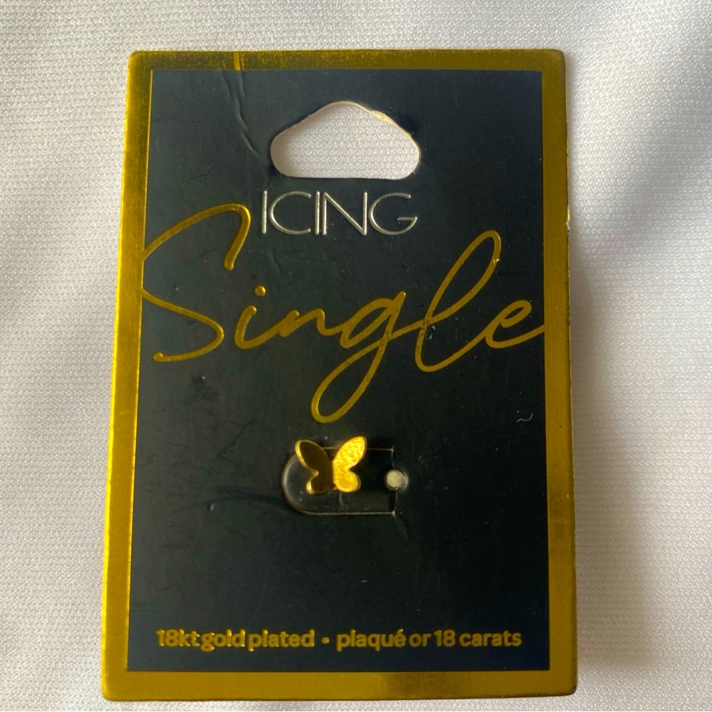 18kt Gold Plated Single Butterfly Earring